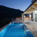 Villa Nona *